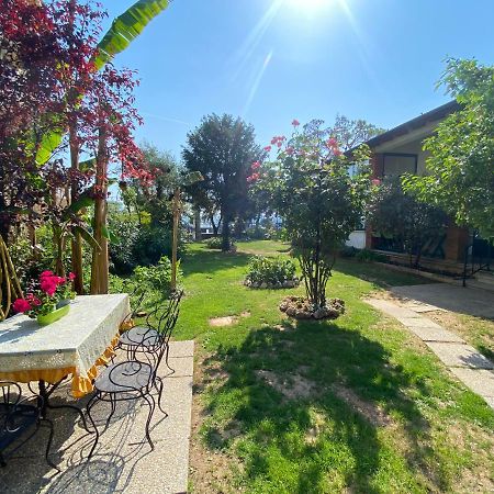 Casa Vacanze Gabbianella Villa Con Giardino Lungolago Maderno Toscolano Maderno Exterior photo